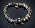 Pandora. Armbånd af sterlingsølv med charms