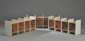 Tre børnemøbler  skohylder 3