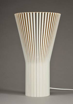 Seppo Koho. Væglampe, Secto Design Oy