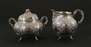 Gräddkanna och sockerskål, silver, Rokoko-stil, 1900-tal