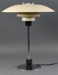Poul Henningsen. PH 43 bordlampe