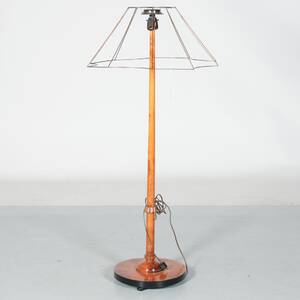 GOLVLAMPA