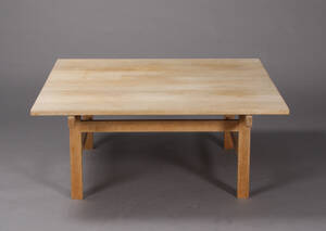 H. J. Wegner. Sofabord, massivt egetræ