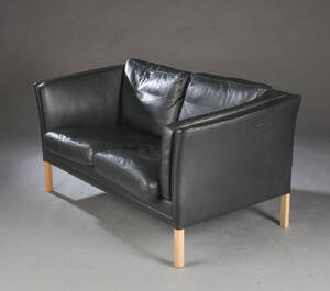 Stouby. To-pers. sofa, læder. Model DC1000
