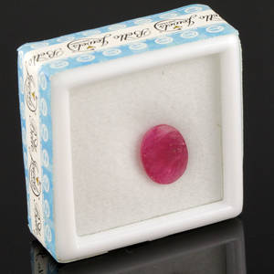 Uindfattet naturlig rubin ca. 3.80 ct.