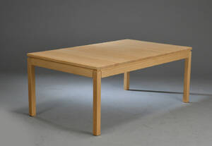 Brdr. Andersen. Sofabord af massivt eg. 