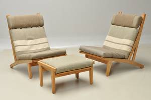 Hans J. Wegner 1914-2007. Modulsofa samt skammel model GE-375. 3