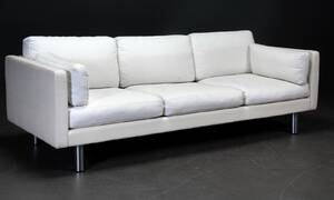 Erik Jørgensen. Tre-personers sofa 