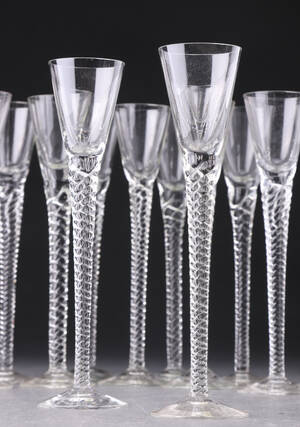 15 snapseglas fra Holmegaard, Twist, 15