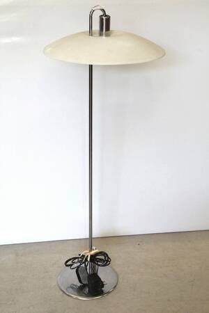 Golvlampa Danmark