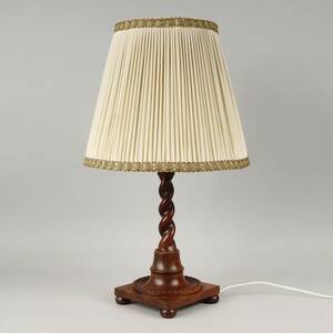 Bordslampa