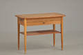 Dansk møbelproducent - sybord i egteak . 1900-tallets midte.