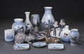 Kgl.P. og BG. Samling porcelænsfigurer, vaser, askebægre 14