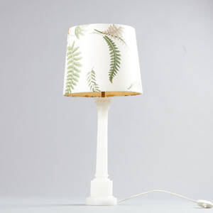 Bordslampa firma Svenskt Tenn
