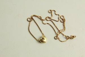 Halsband