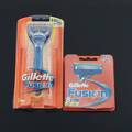 GILLETTE FUSION, rakhyvel samt 8 st blad