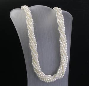 Akoya Perlencollier, 8-reihig aufgezogen