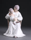 Bing  Grøndahl Moderkærlighed, figur af porcelæn nr. 1552 