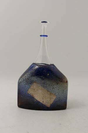 Flaska, Bertil Vallien f. 1938