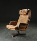 Berg Furniture. Lænestol, bejdset træ og læder