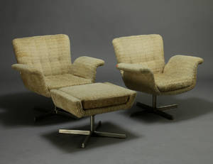 Dansk møbelproducent. Par hvilestole samt skammel 3