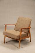 Dansk møbelproducent. Lænestol af eg og teak 1960erne.