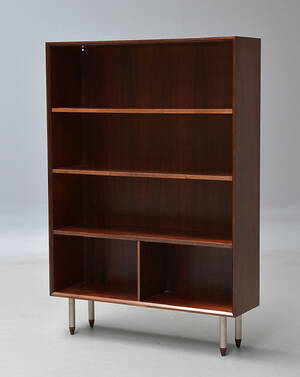 Dansk møbelproducent. Reol af fineret palisander