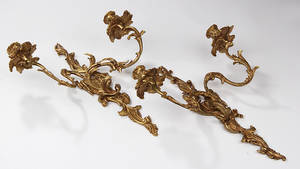Et par væglampetter af forgyldt bronze. 1800-tallets slutning. 2