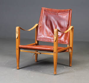 Kaare Klint. Safaristol af asketræ, rødbrunt læder