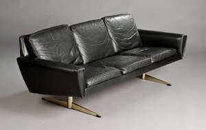 Dansk Møbelproducent. Sofa med shakerstel