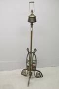 Golvfotogenlampa