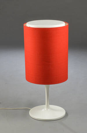 Gulvlampe m. rød skærm