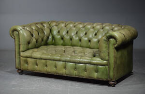 Chesterfieldsofa med grønt læder, 20 årh