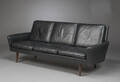 Dansk møbelproducent. Tre-pers sofa, læder   Denne vare er sat til omsalg under nyt varenummer 4149908