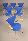 Arne Jacobsen 1902 - 1971. Seks Armstole, model 3207 6.