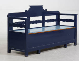 Svensk slagbænk, bemalet fyrretræ