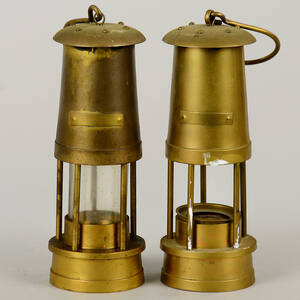 GRUVLYKTOR, 2 st, mässing, 1900-tal