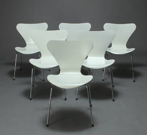 Arne Jacobsen. 7er stole 6