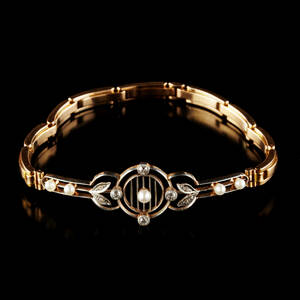 Armband 14 k guld smådiamanter och pärlor