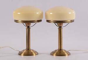 BORDSLAMPOR, 1 par, metallglas, modern tillverkning.