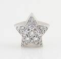 Ole Lynggaard. Star charm of white gold 18 kt 0.31ct 