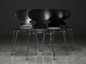 Arne Jacobsen. Fire Myren stole, model 3101 4