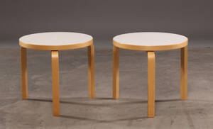 Alvar Alto, par runde sofa- og sideborde, model 90D 2