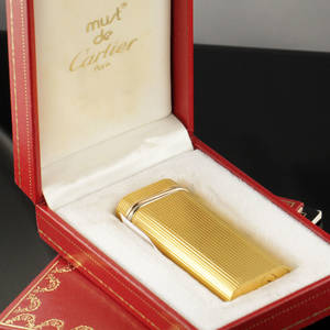 Must de cartier lighter.