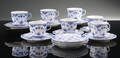 Royal Copenhagen. Syv musselmalede halvblonde kaffekopper nr. 1035 17