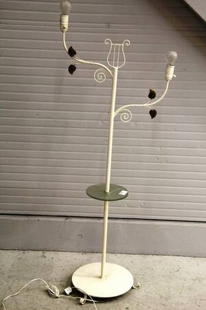 Golvlampsfot