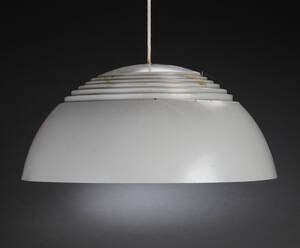 Arne Jacobsen. AJ-pendel, grålakeret