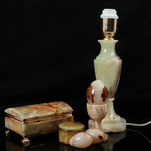 STENFÖREMÅL, bl.a bordslampor