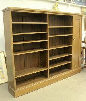 Bokhylleskåp, ek