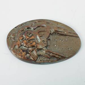 RELIEF i brons, numrerad 33700